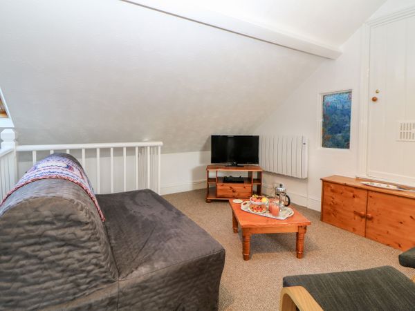 Rooftops Paignton Devon Self Catering Holiday Cottage