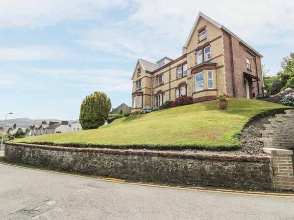 Bryn Ogwen Bangor Bangor Pier Self Catering Holiday Cottage