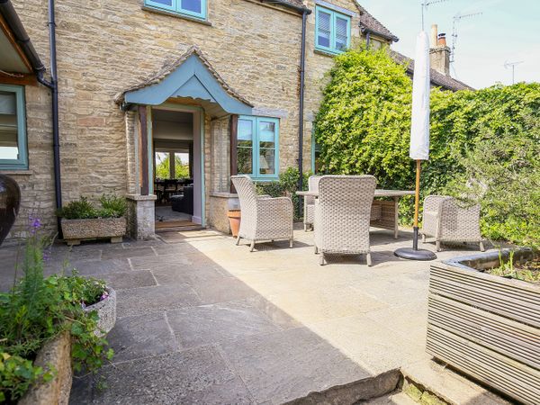 Fairview Cottage Burford Milton Under Wychwood Self Catering