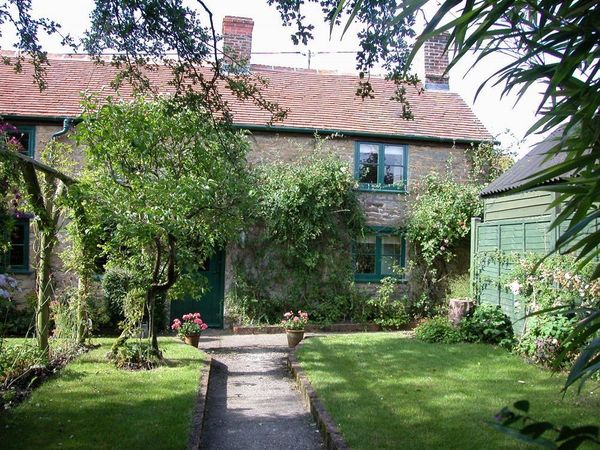 Abbotts Cottage Shaftesbury Terrace Fm Dorset And Somerset