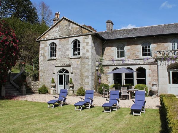 Kings Lostwithiel Castle Cornwall Self Catering Holiday