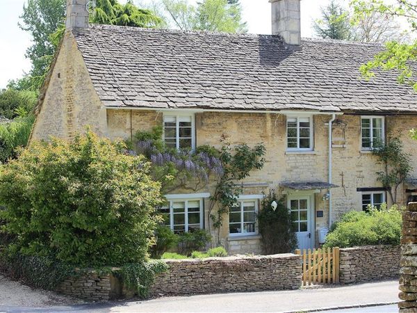 Claypot Cottage Barnsley Gloucestershire Barnsley Self