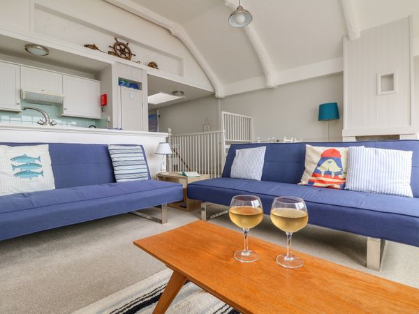 The Lookout Kingsand Cawsand Cornwall Self Catering