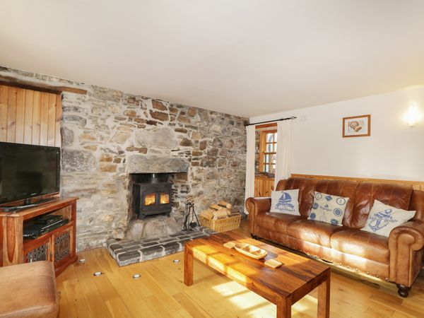 83 Seatown Cullen Self Catering Holiday Cottage