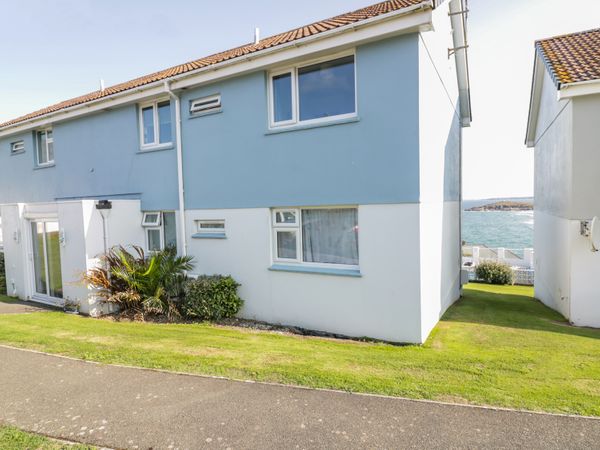 Fistral Surf Newquay Cornwall Self Catering Holiday Cottage