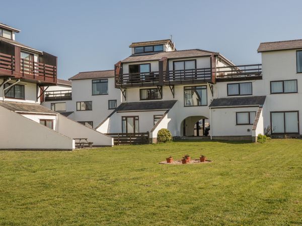 11 Deganwy Beach Deganwy Beacons The Self Catering Holiday