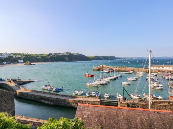 5 Park Place Tenby St Catherine S Island Self Catering