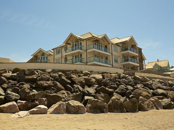 1 Thurlestone Rock Thurlestone Self Catering Holiday Cottage