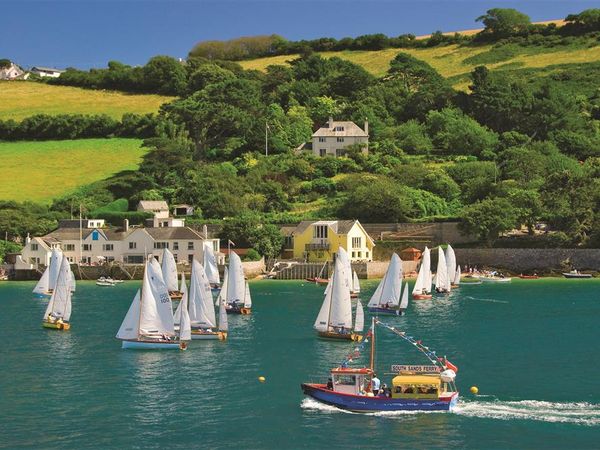 4 Blue View Salcombe Self Catering Holiday Cottage