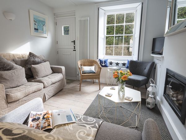 Ginn Cottage Salcombe Devon Self Catering Holiday Cottage