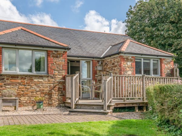Keepers Lodge Hillfield Village Dartmouth Self Catering