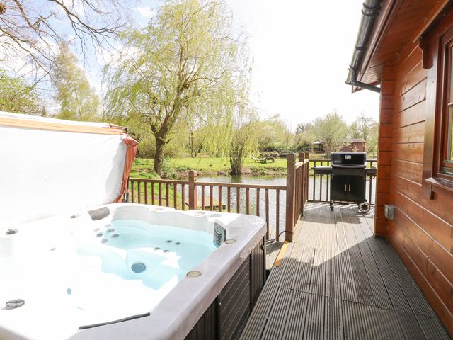 Badwell Ash Holiday Lodges