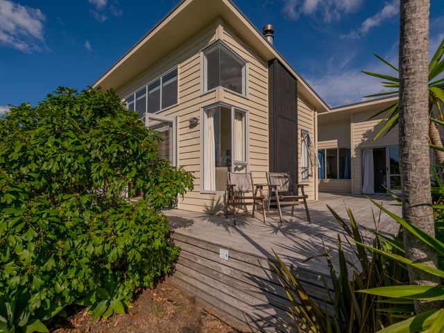 Golfers and Beach Lovers Dream - Matarangi House - 1027865 - photo 3