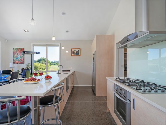 Mistry Hideout  - Lakes Resort Pauanui Home - 1027934 - photo 4