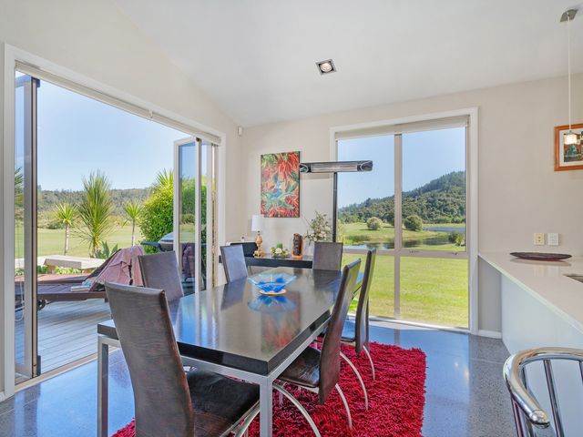 Mistry Hideout  - Lakes Resort Pauanui Home - 1027934 - photo 5