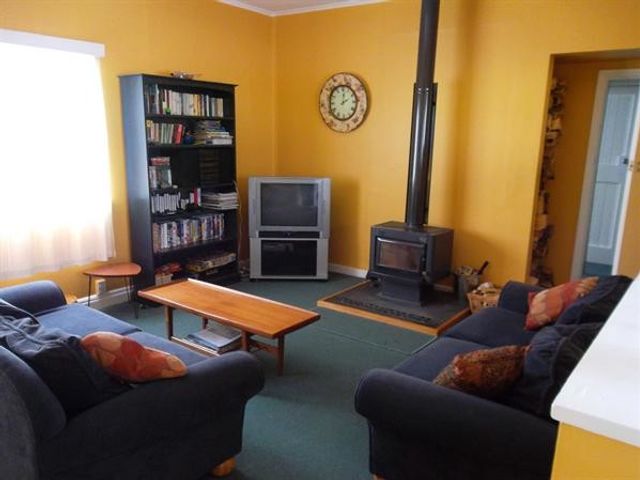 Oroua Cottage - Rangataua Bach - 1028266 - photo 2