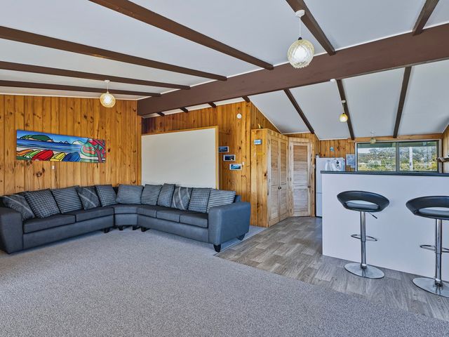 Joes Place - Cooks Beach Holiday Home - 1028419 - photo 4