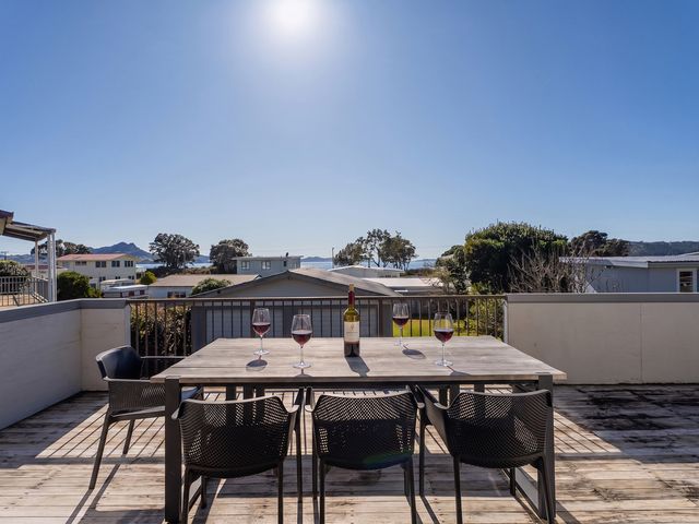 Joes Place - Cooks Beach Holiday Home - 1028419 - photo 2