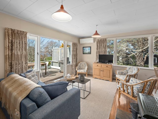 Te Kopua - Acacia Bay Holiday Home - 1028423 - photo 3