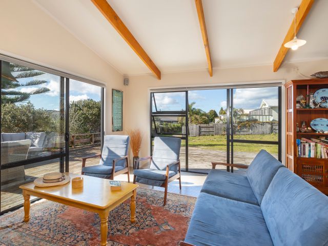 The Hideaway - Omaha Holiday Home - 1028793 - photo 5