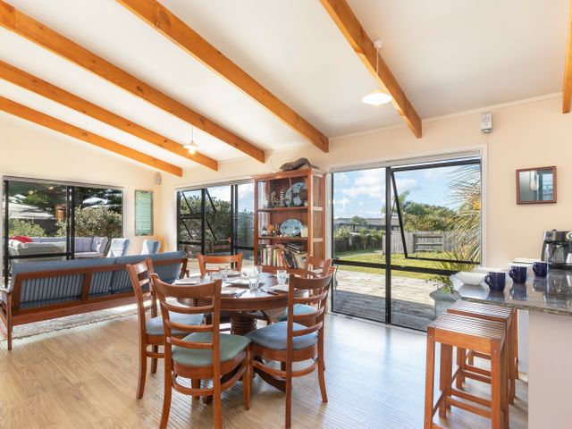 The Hideaway - Omaha Holiday Home - 1028793 - photo 4