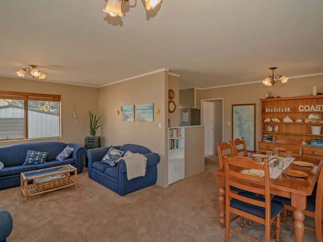 Wonderful Whangamata - Whangamata Holiday Home - 1029179 - photo 3