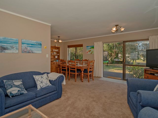 Wonderful Whangamata - Whangamata Holiday Home - 1029179 - photo 5