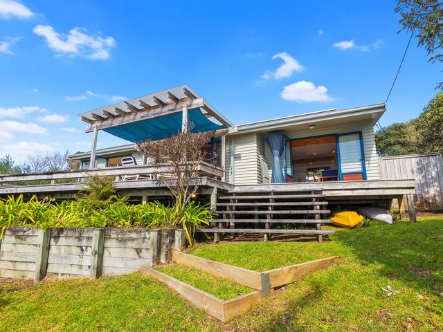 Taste Of Paradise with WiFi!- Mangawhai Heads Home - 1029185 - photo 3