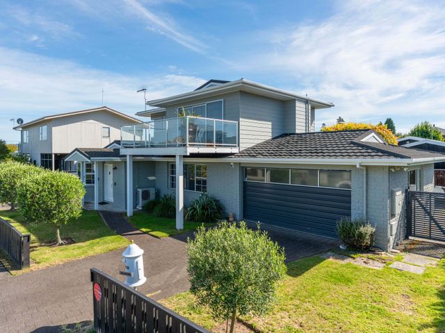 Jacksons - Two Mile Bay Holiday Home - 1029292 - photo 1 