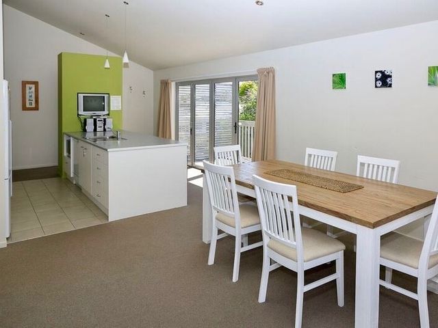 Harakeke House Upstairs - Ohakune Chalet - 1029629 - photo 2