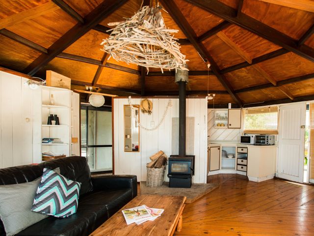 Kiwiana Bach - Ocean Beach Bach - 1030230 - photo 4