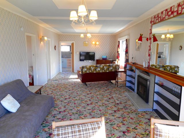 Bobs Bach - Mt Maunganui Bach - 1030374 - photo 5