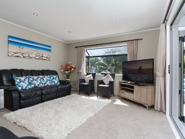 At The Bay - Mt Maunganui Holiday Home - 1030482 - photo 5