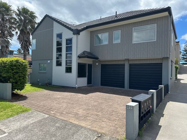 At The Bay - Mt Maunganui Holiday Home - 1030482 - photo 1