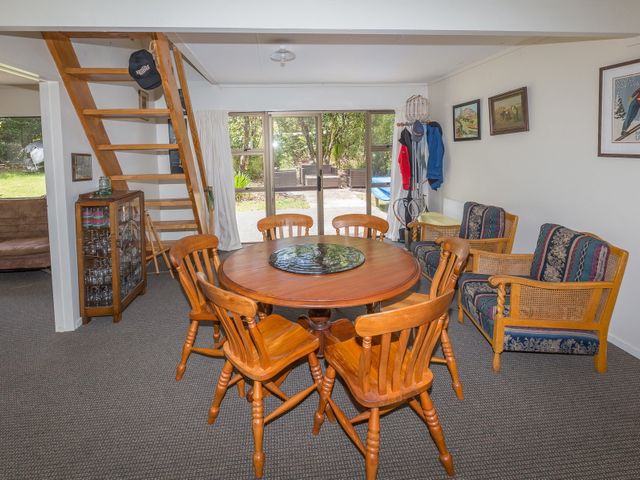 Pihanga Cottage - Kuratau Bach - 1030557 - photo 4