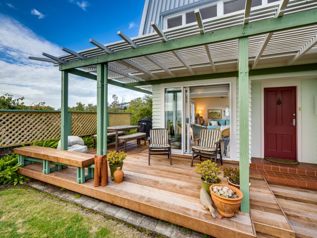 Jacaranda Lodge - Napier Hill Holiday Home - 1030797 - photo 3