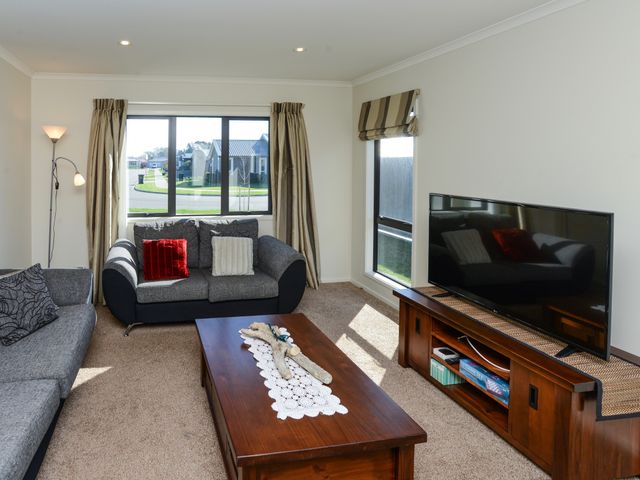 Te Awa Napier Treasure - Napier Holiday Home - 1030942 - photo 3