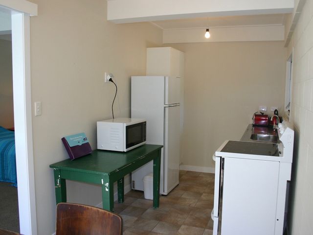 Mollies Place - Waihi Beach Holiday Unit - 1030956 - photo 5
