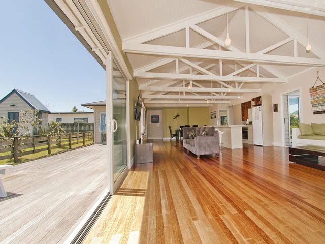 Views on Matarangi - Matarangi Holiday Home - 1031016 - photo 4