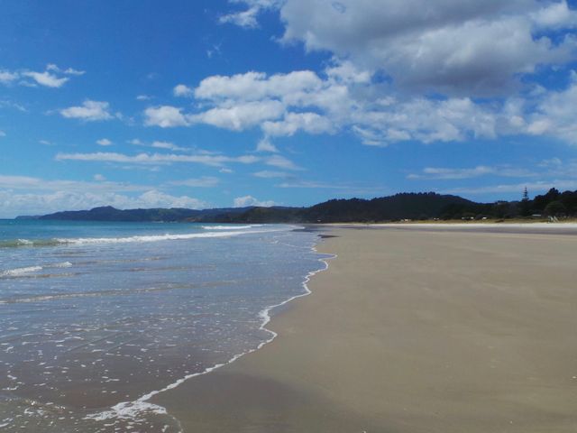 Views on Matarangi - Matarangi Holiday Home - 1031016 - photo 2