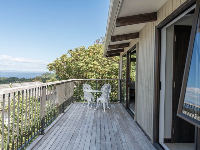 Acacia View at No. 3 - Acacia Bay Holiday Home - 1031196 - photo 2