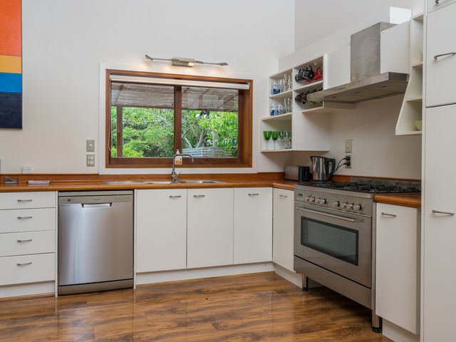 Matapouri Hideaway - Matapouri Holiday Home - 1031199 - photo 5