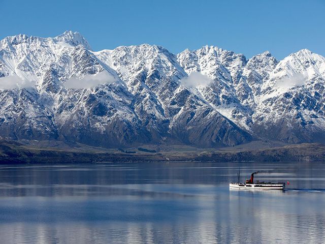 Crows Nest - Queenstown Holiday Home - 1031385 - photo 2