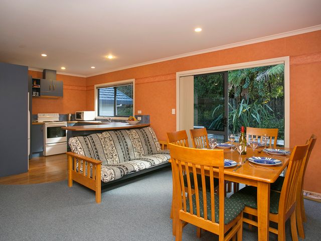 Laid Back on Lakewood - Taupo Holiday Home - 1031417 - photo 2