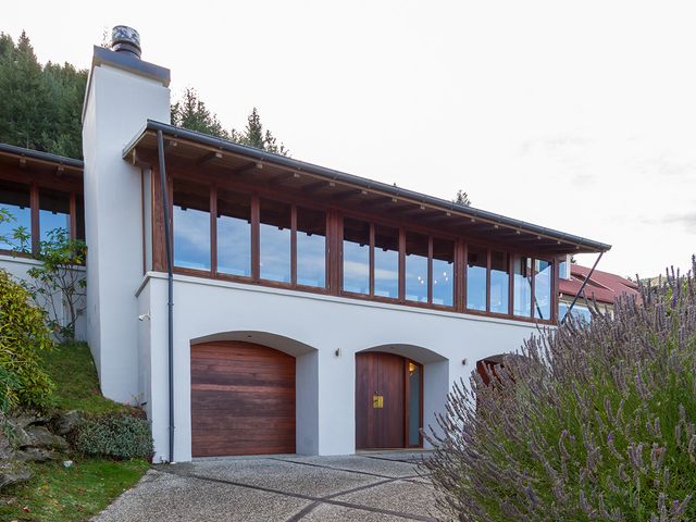 Vista Retreat - Queenstown Holiday Home - 1031430 - photo 2