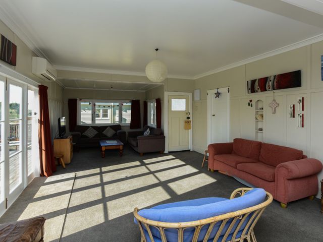 Harper Haven - Waimarama Holiday Home - 1031471 - photo 4