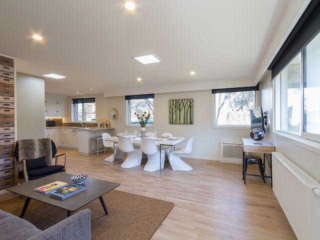 Alchemy Cottage - Arrowtown Holiday Home - 1031514 - photo 4