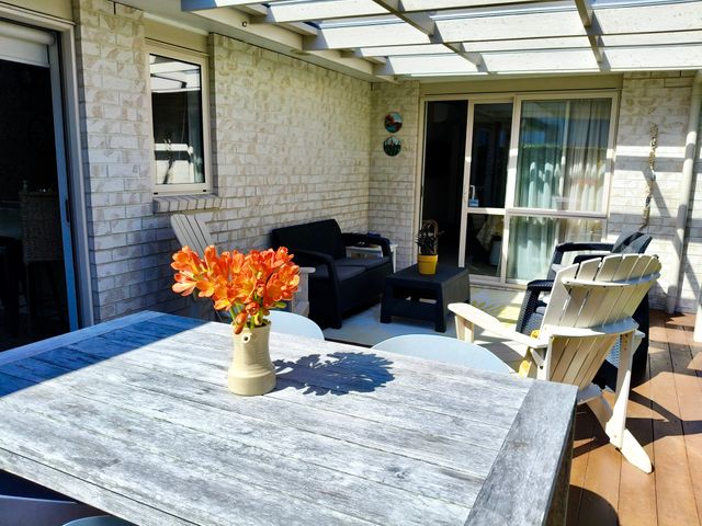 Modern Beach Break - Waihi Beach Holiday Home - 1031552 - photo 4