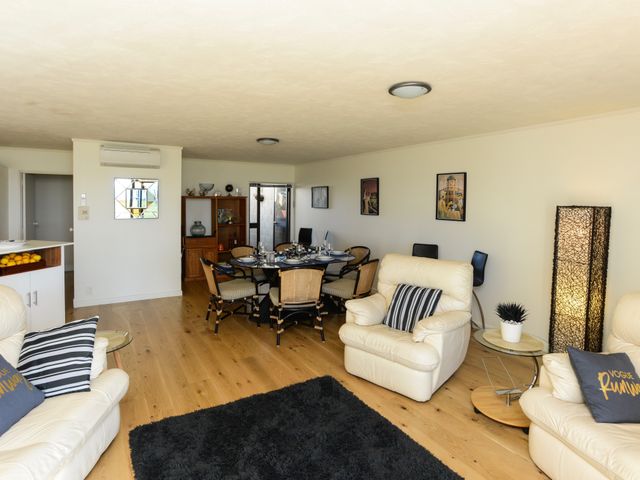 Marine Parade Magic - Napier Holiday Home - 1031608 - photo 3