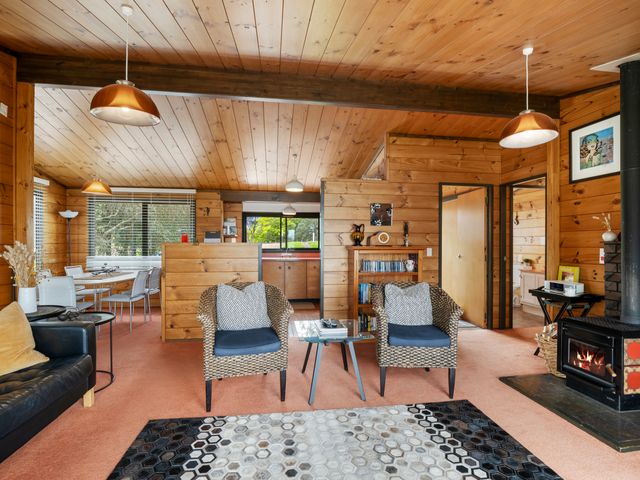 Peaceful Picnic Bay - Surfdale Holiday Home - 1031753 - photo 5